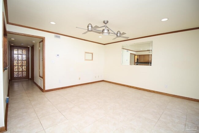 Photo - 710 Scenic Hwy Unit 202