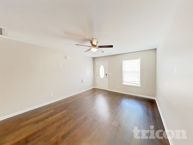 Photo - 234 Nicene Ct