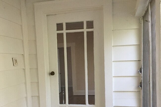 Photo - 2430 SW 25th Terrace