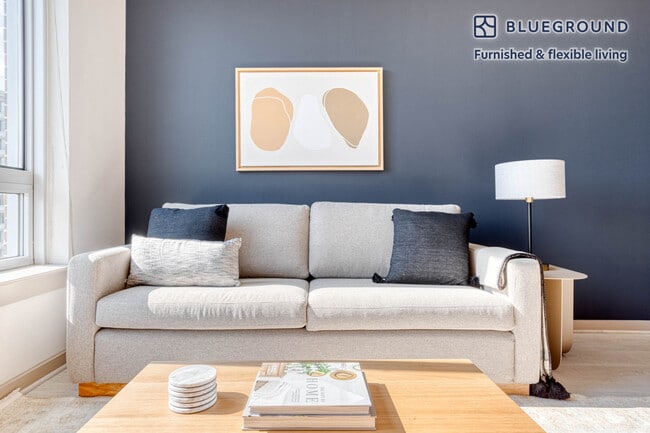 Photo - 505 18th St S Unit FL7-ID572