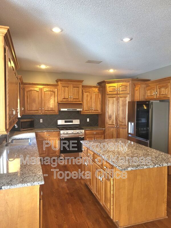 Photo - 13724 Gillette St