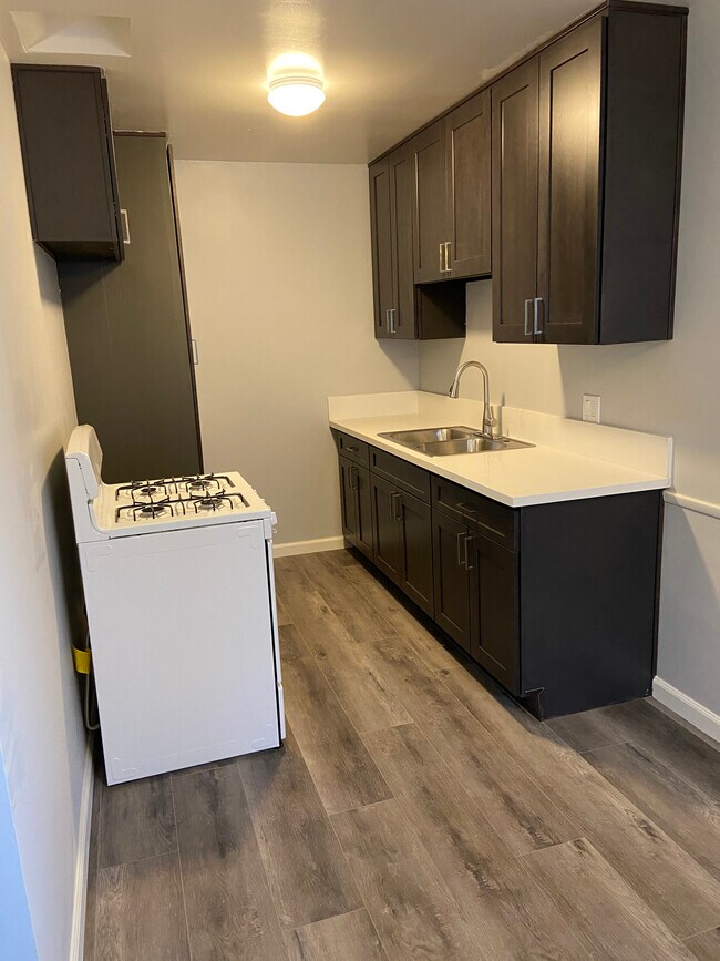 Photo - 12267 Magnolia Blvd Unit 3