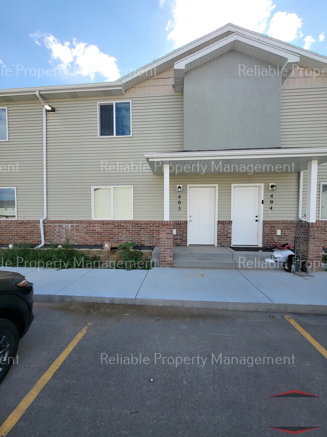 Photo - 2015 Lawrence Ln
