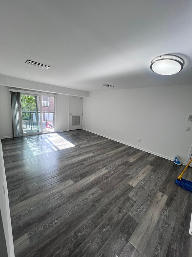 Photo - Carriage House