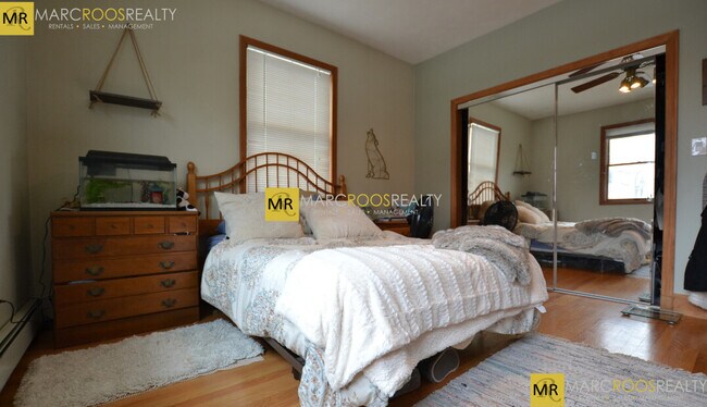 Photo - 77 Easton St