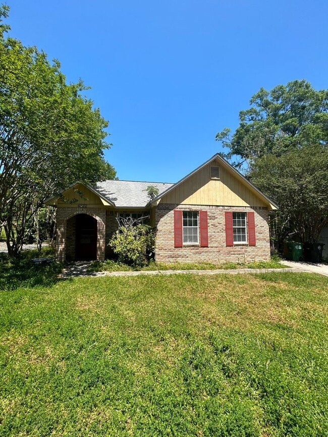 3 bedroom 2 bath in a cute neighborhood. - 3 bedroom 2 bath in a cute neighborhood. Casa