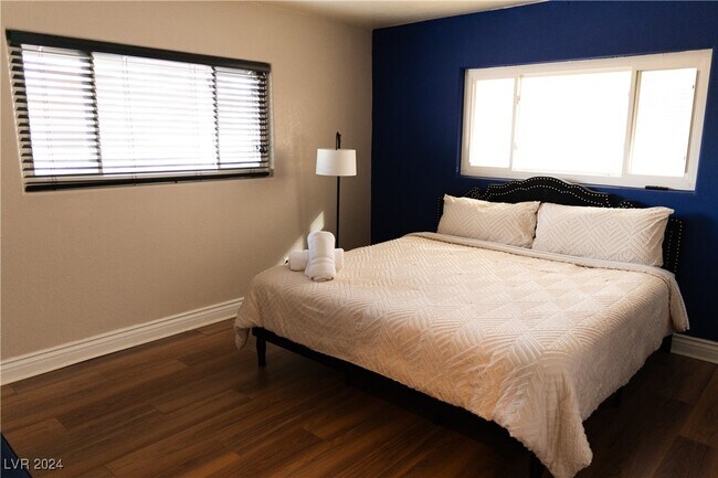 Photo - 3151 Camel Back Dr