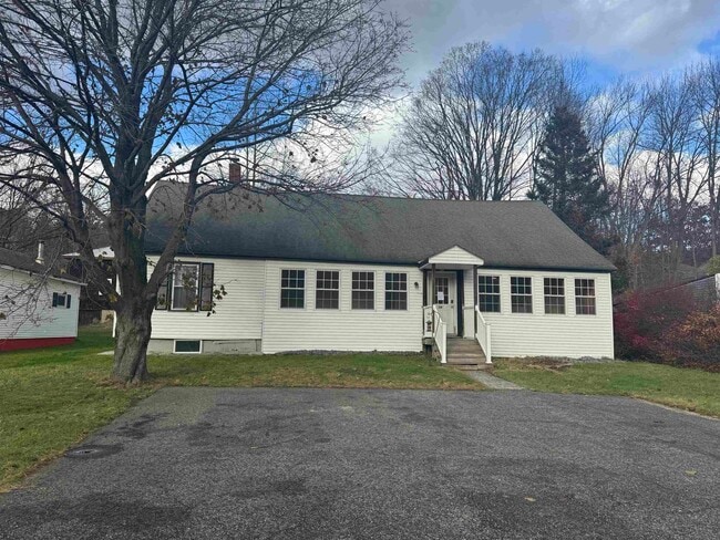 Photo - 10 Meadow St