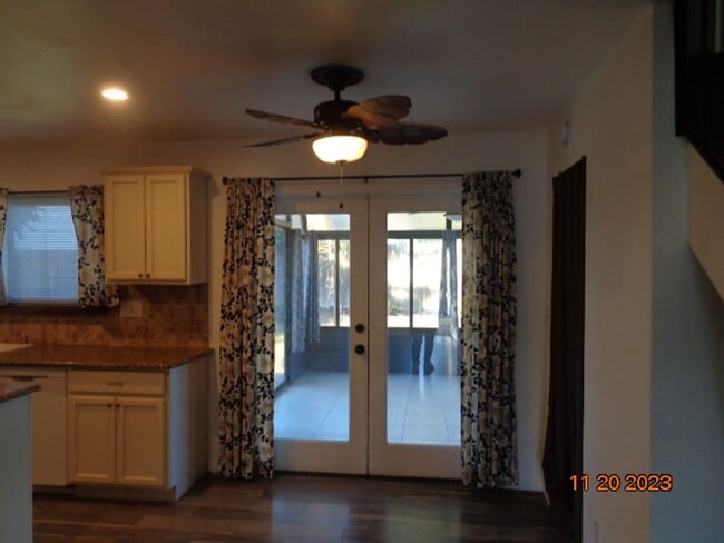 Photo - 720 Devonshire Ct