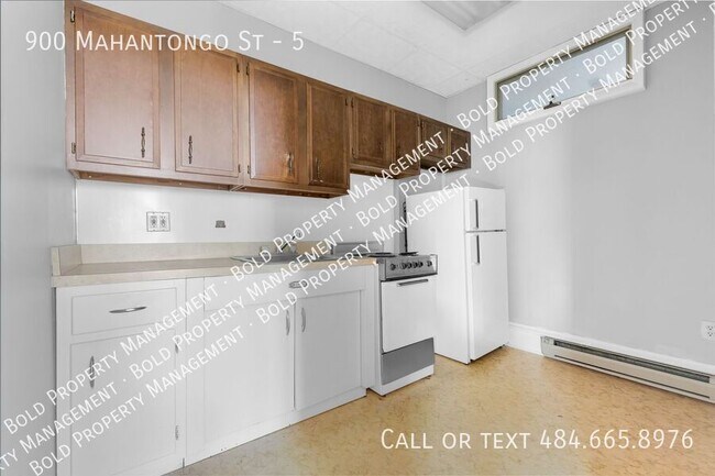 Photo - 900 Mahantongo St Unit 5