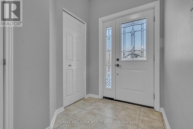 Photo - 337 Brigitta St