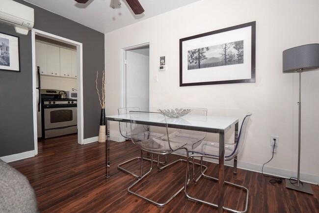 Photo - 5405 Fifth Avenue