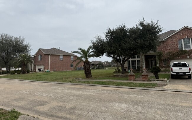 Photo - 23910 Fairport Harbor Ln