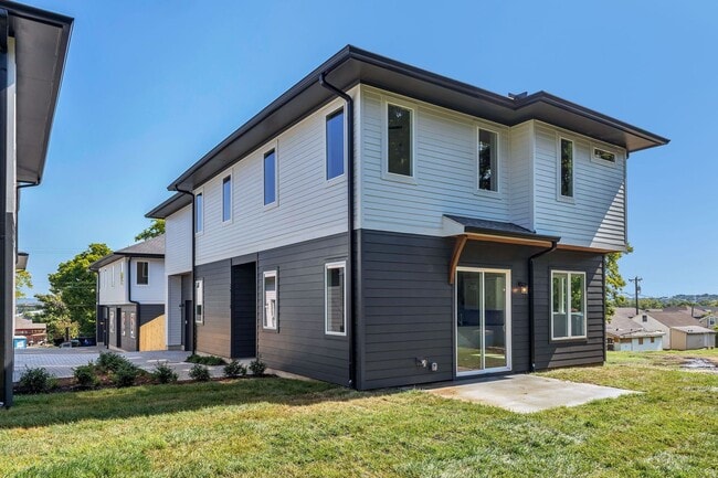 Photo - 5917 Robertson Ave Unit D