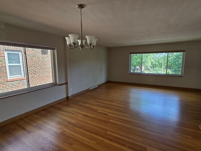 Photo - 7729 Brookline Terrace Unit 7729A