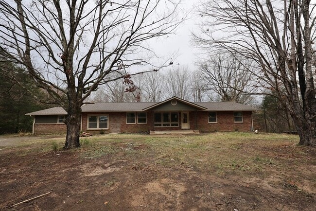4392 Ashland City Rd