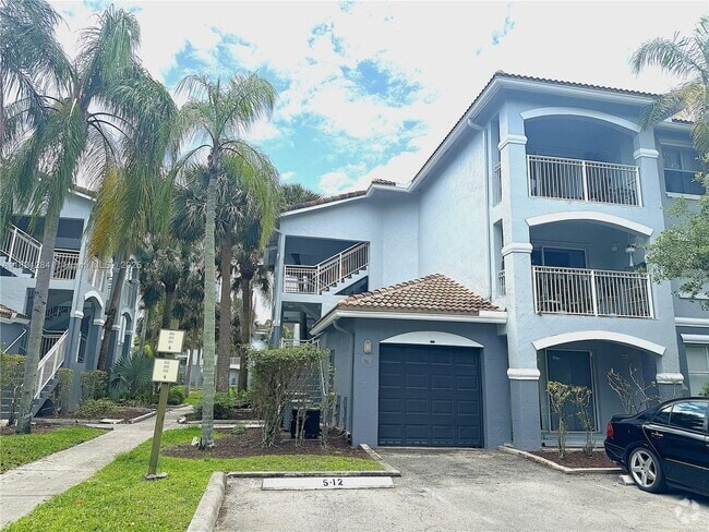Building Photo - 9650 NW 2nd St Unit 4-301 Rental