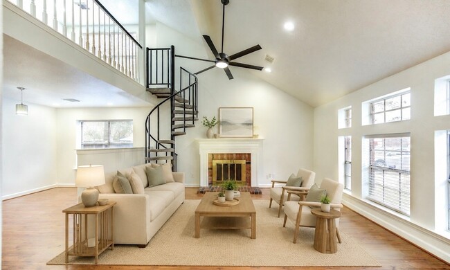 16830 Scenic Gardens Dr