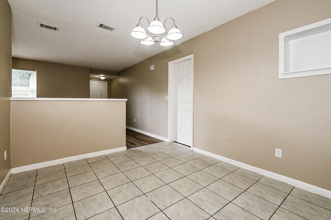 Photo - 2536 Emily Ln