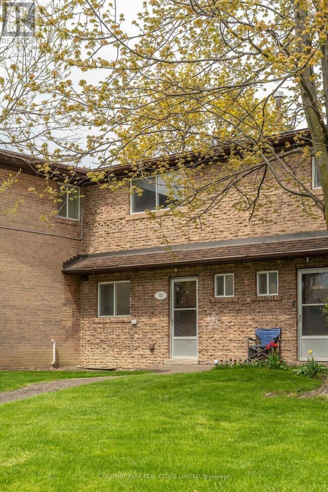 Photo - 44 Romfield Dr