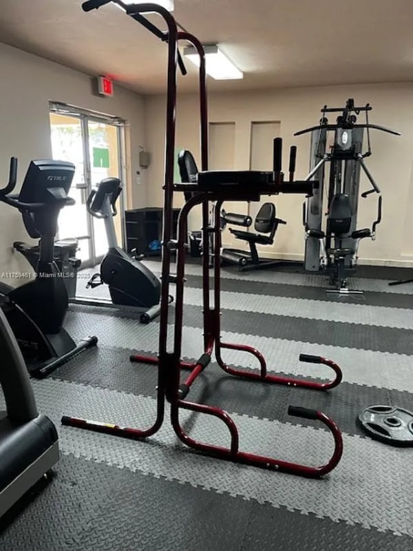 Photo - 19001 NE 14th Ave