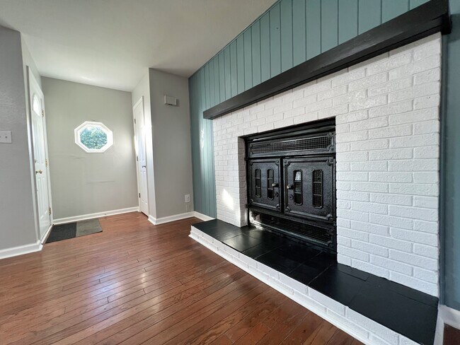 Photo - 1108 Monitor Ct