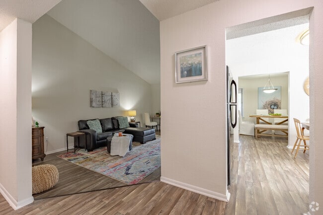 2BR, 2BA - 1296SF