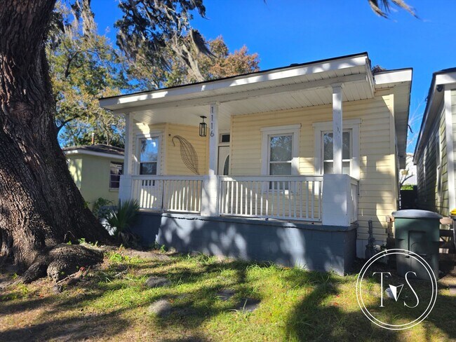 Building Photo - RATE DROP ALERT (was $1900/month)!