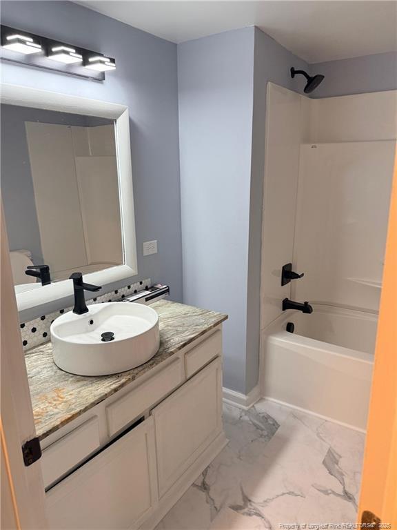 Photo - 6025 Elstree Pl