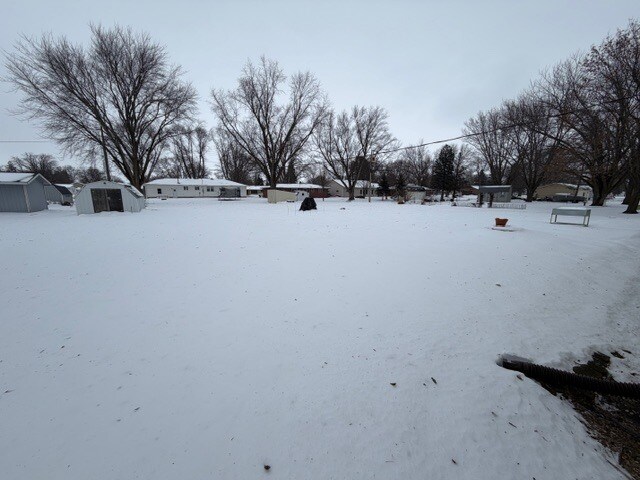 Photo - 447 2nd Ave SW