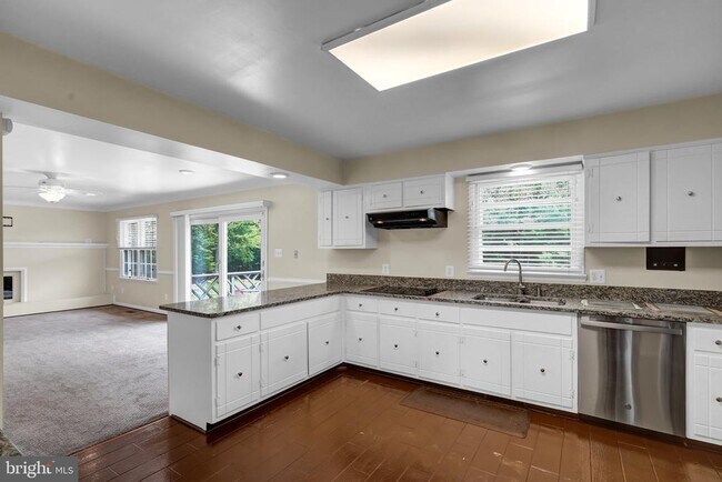 Photo - 13019 Canova Dr