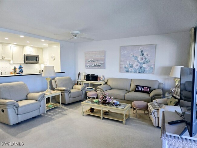 Photo - 3410 Gulf Shore Blvd N Unidad 605