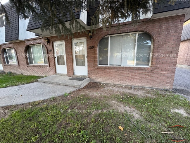 Building Photo - 1519 Laprele St Rental