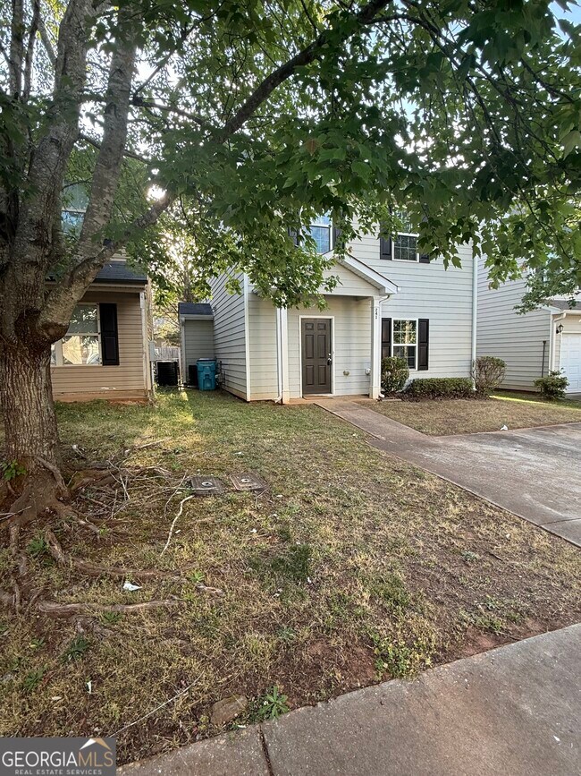 Photo - 241 Coral Cir