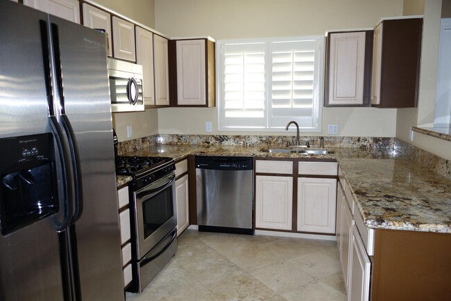 Building Photo - 5250 S Rainbow Blvd