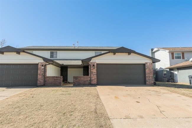 Photo - 11715 N Francis Ave