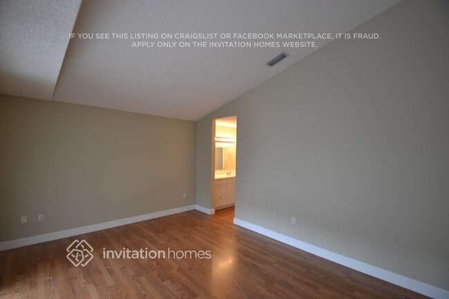 Photo - 9900 SW 59th Ct