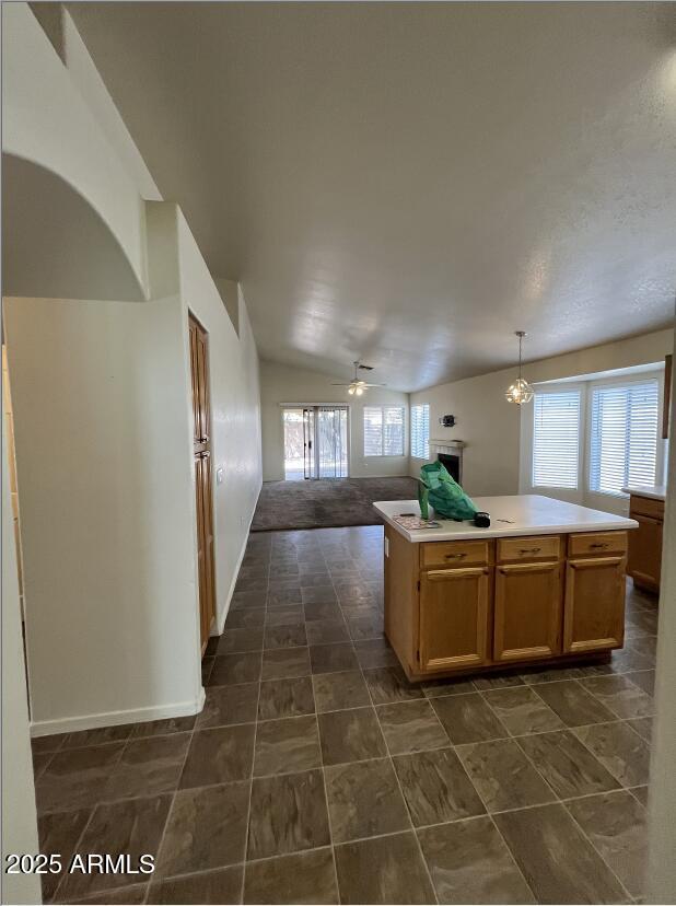Photo - 818 W Silver Creek Rd