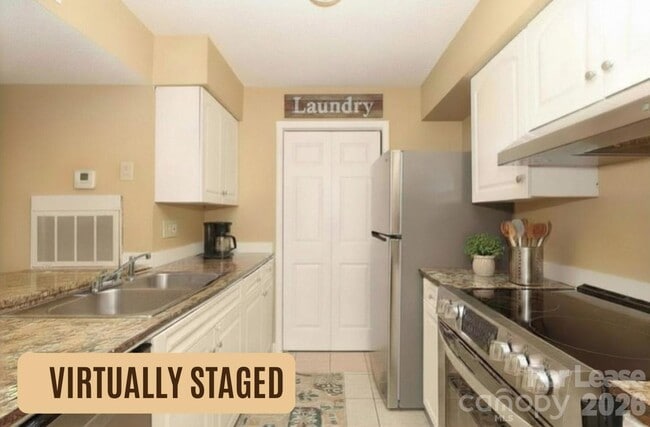 Photo - 11086 Harrowfield Rd