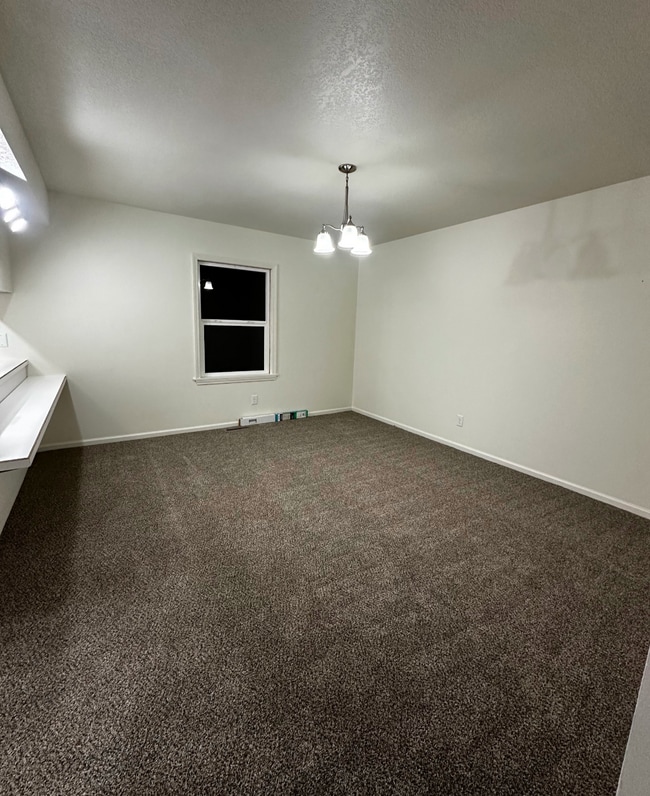 Dining room - 416 Willow St