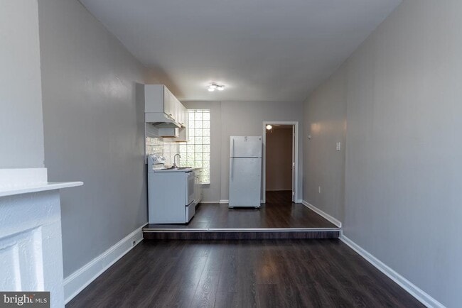 Building Photo - 3617 N Sydenham St
