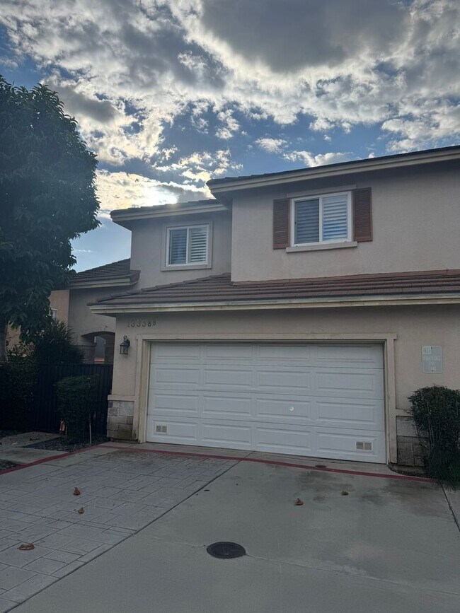 Photo - 13358 Ramona Blvd Unit 13358 Ramona Blvd, #B