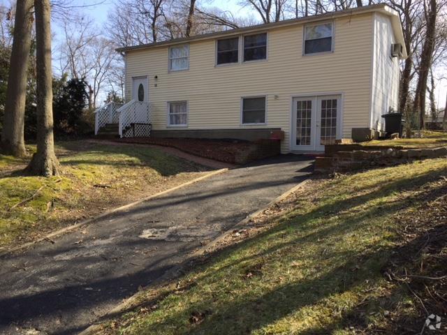 Building Photo - 10 Woodchuck Ln Rental