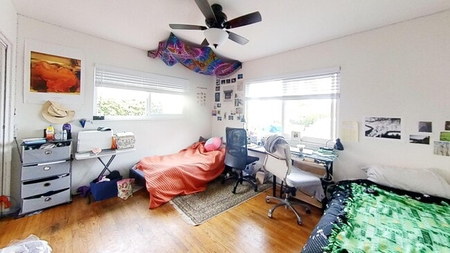 Photo - 6838 Del Playa Dr