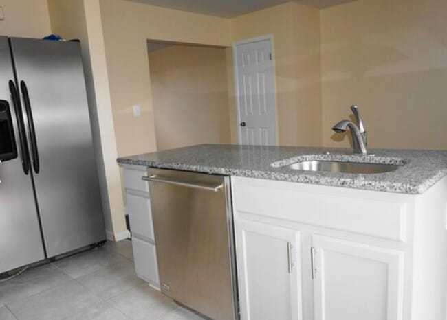 Photo - 4 bedroom Townhome