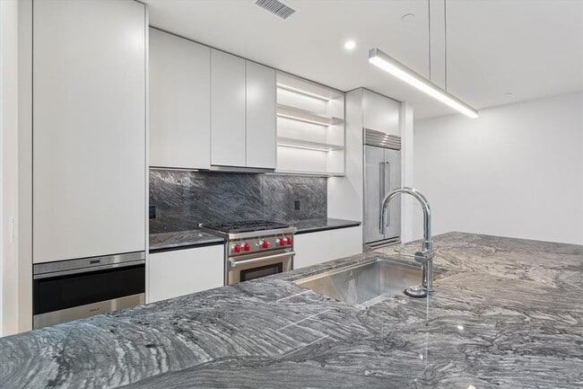 Photo - 610 Davis St Unit 3005