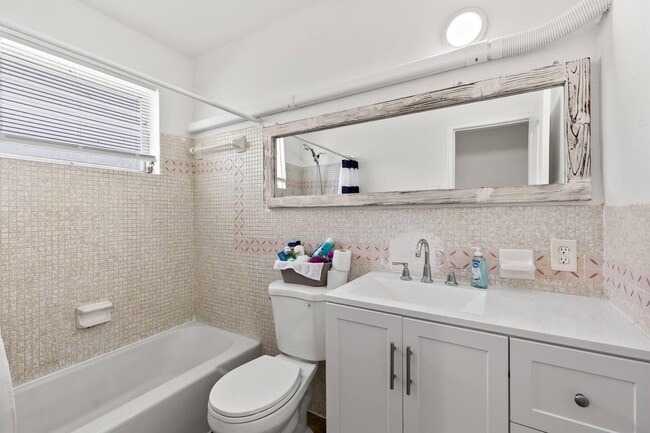 Photo - 1826 Sherman St Unidad APT 5