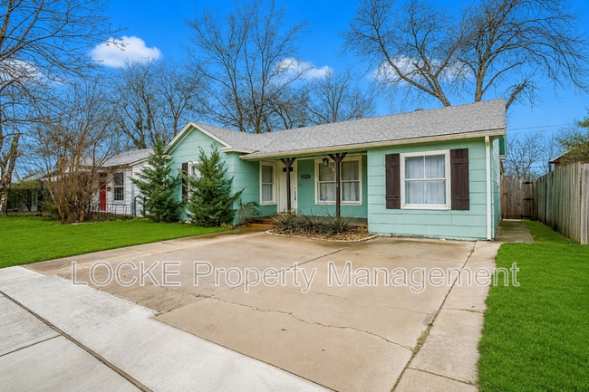 Photo - 3024 8th Ave
