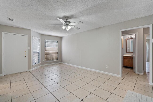 Photo - 13357 Water Oak Ln