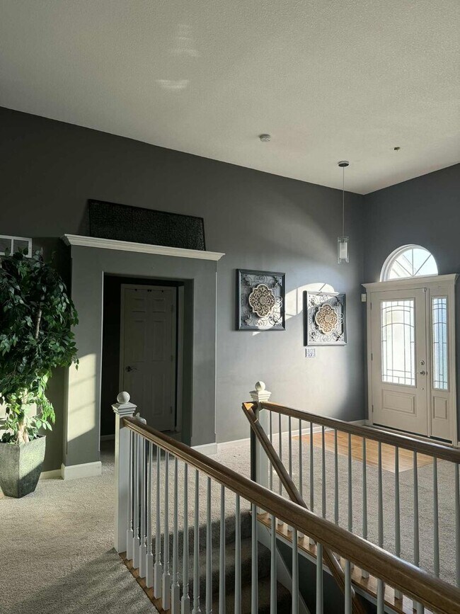 Photo - Stunning 4BR 5BA Home w/ Garage & Deck • Full Kitchen Suite • Deck in Platte City